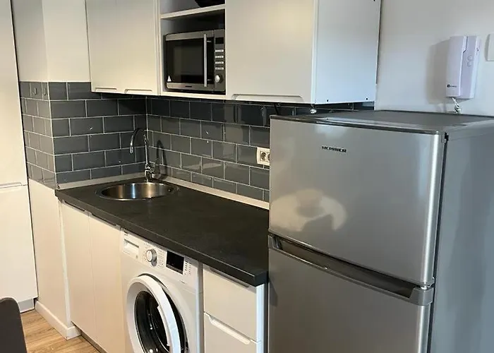 Ingrid Miraj By The Sea Apartment