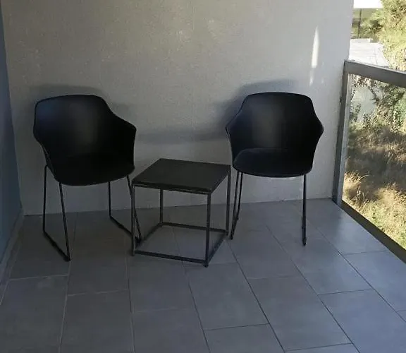 Apartment Ingrid Miraj By The Sea *