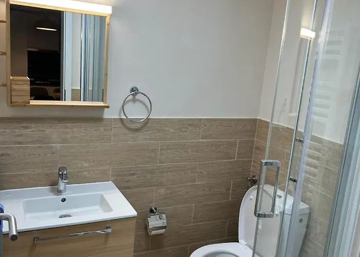 Ingrid Miraj By The Sea * Mamaia